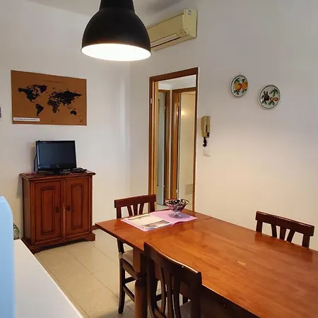 Familiare A Apartment *